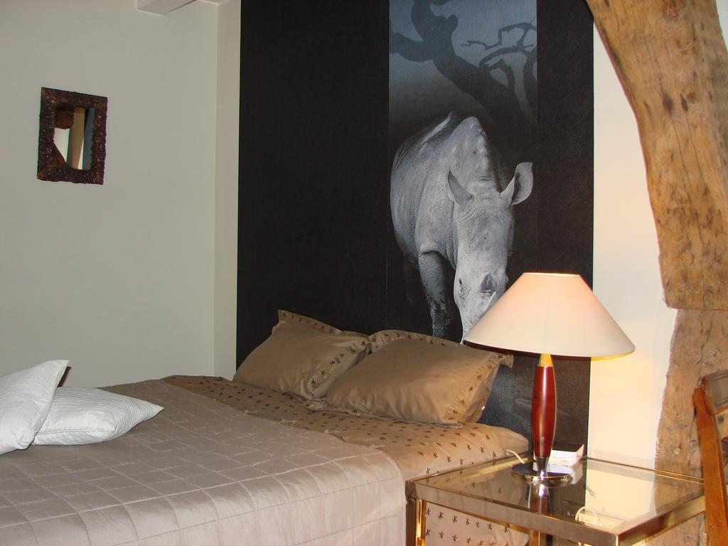 Aparthotel De Beek Anno 1410 Sint-Truiden Rom bilde
